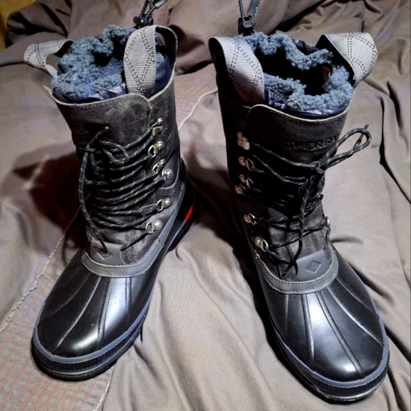 Sperry Mens Ice Bay II Dark Grey Winter Boots In A Size 11.5. Like New - Picture 1 of 12